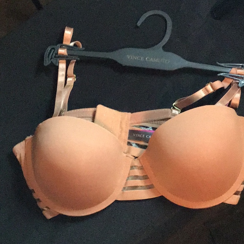 Vince Camuto Convertible Strapless Bra